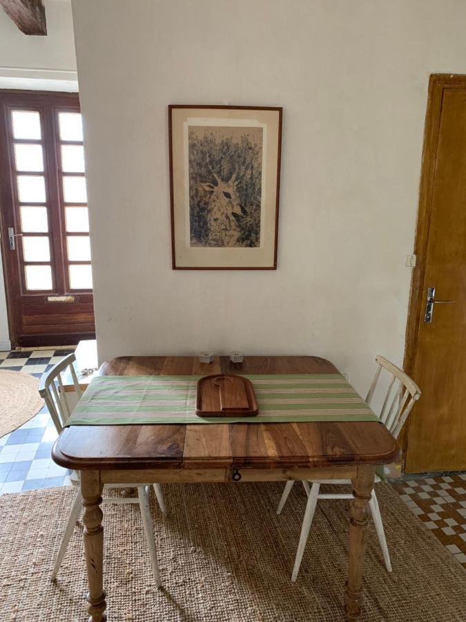 Stylish One Bedroom Apartment In A Lovely Village Saint-Vincent-Rive-d'Olt Экстерьер фото